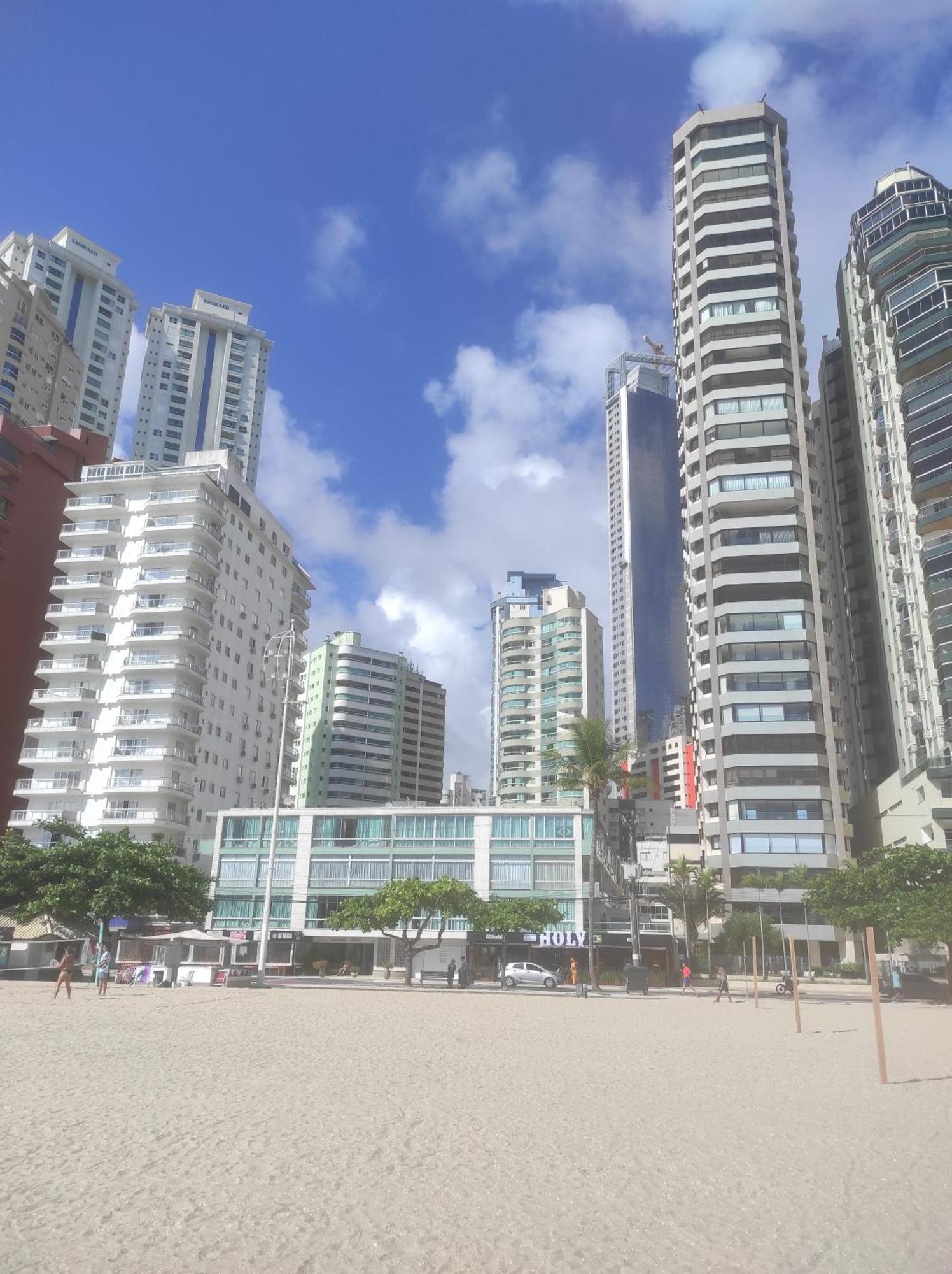 4 Quartos Avenida Atlantica Apartment